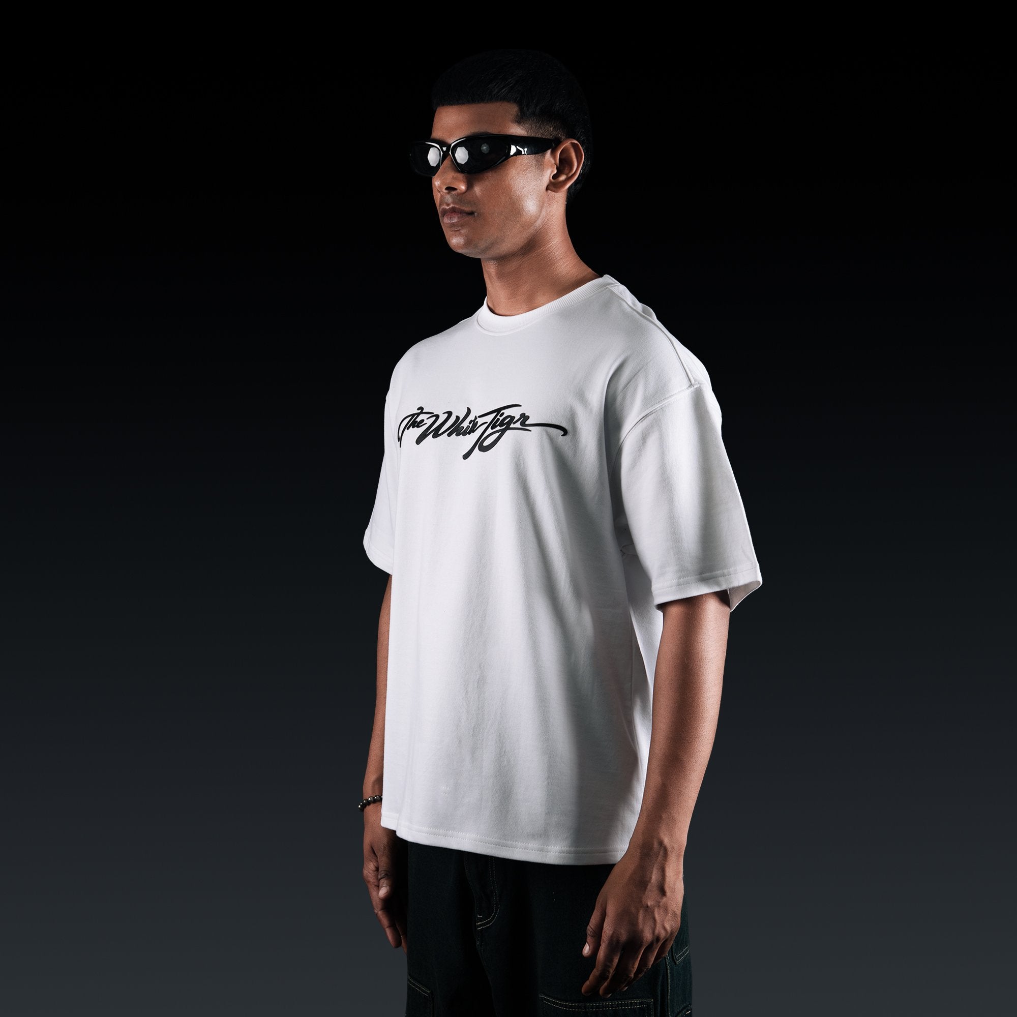White Clash T-shirt – THEWHITETIGR